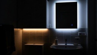 Iluminação LED Dimmer: Crie Ambiência Spa com Toque Suave